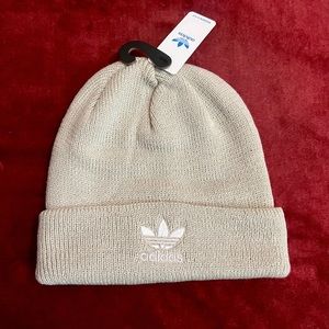 ADIDAS ORIGINALS TREFOIL BEANIE ALUMINA HEATHER/WHITE✨UNISEX ✔️